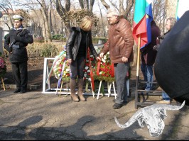 ЛИДЕР - Бургас почете паметта на Апостола